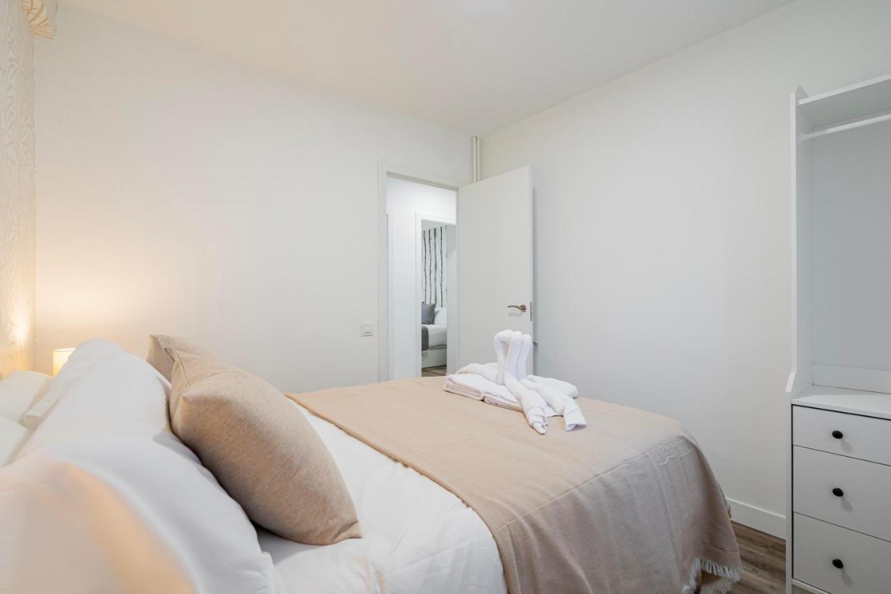 For You Rentals Moderno Apartamento Temporal Cerca Zoo Y Del Parque De Atracciones Ceb76 Madri Exterior foto