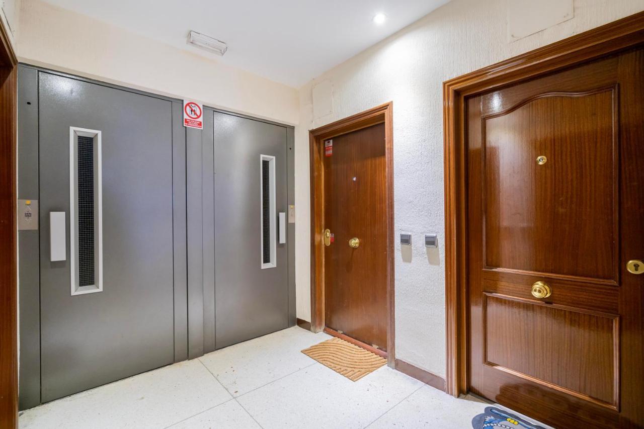 For You Rentals Moderno Apartamento Temporal Cerca Zoo Y Del Parque De Atracciones Ceb76 Madri Exterior foto