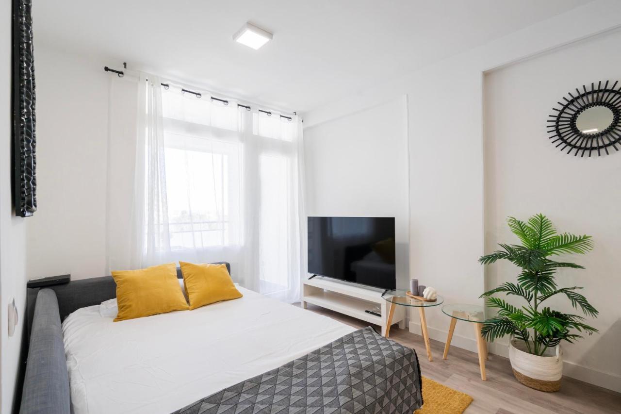 For You Rentals Moderno Apartamento Temporal Cerca Zoo Y Del Parque De Atracciones Ceb76 Madri Exterior foto